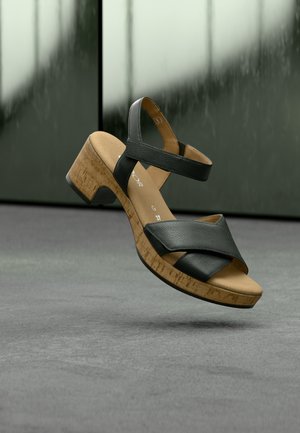 Platform sandals - schwarz