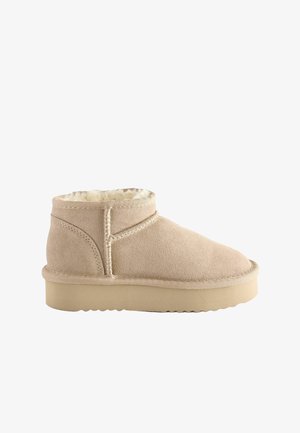 Next, Flatform Mini Warm Lined Water Repellent Suede Pull-On Boots - Zimné čižmy - new neutral