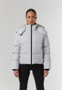 CLOSURE London - Kurtka zimowa