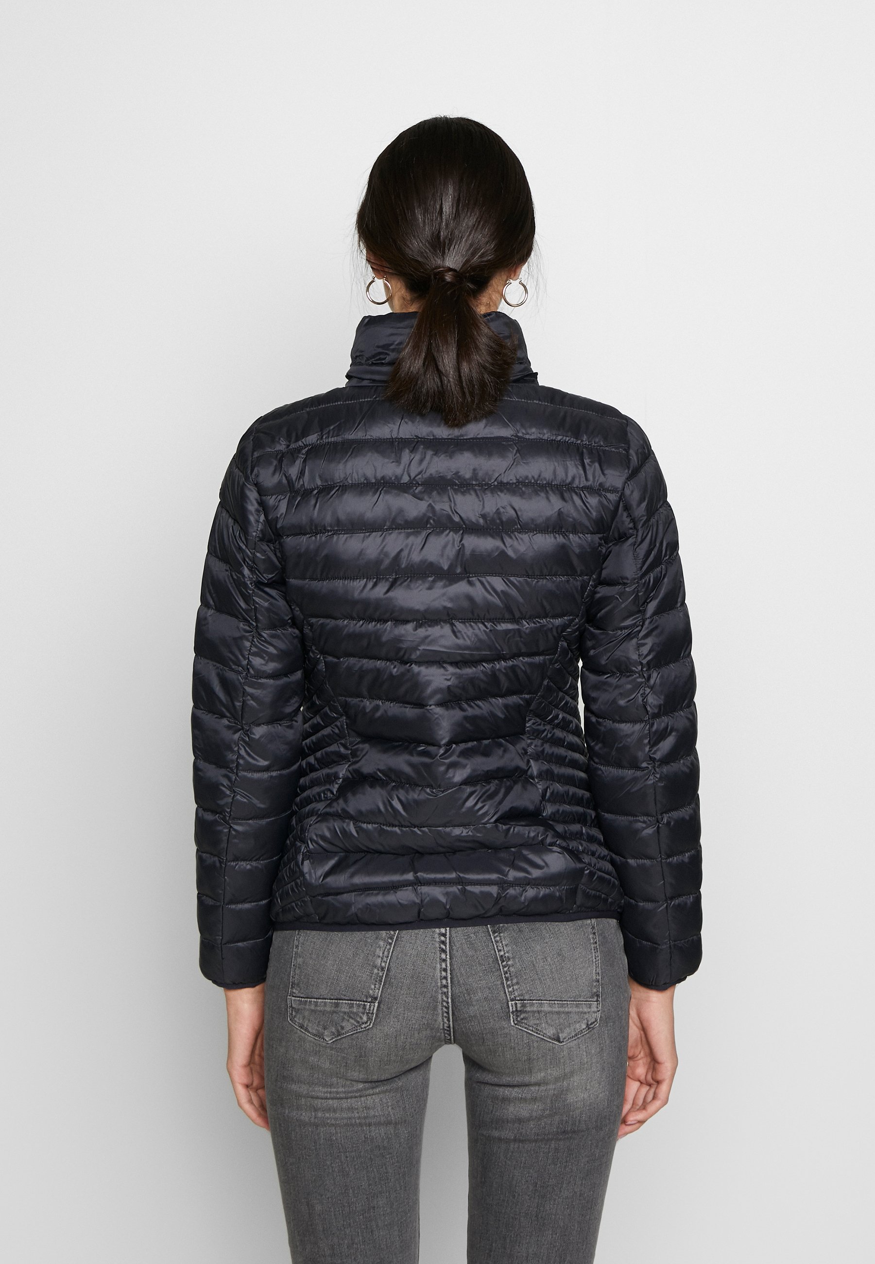 Esprit Lett jakke black Zalando.no Esprit Lett jakke black Zalando.no