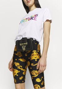 Versace Jeans Couture Bältesväska - black