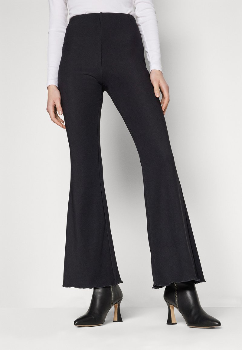 Even&Odd FLARED OTOMANN - Leggings - Trousers - black - Zalando