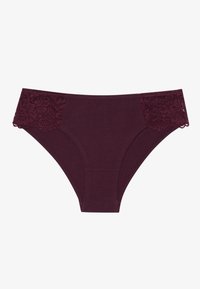 Bordeaux katoenen slipjes met kanten accenten aan de zijkanten, voorzien van een gladde textuur en een klassiek boxershortontwerp.