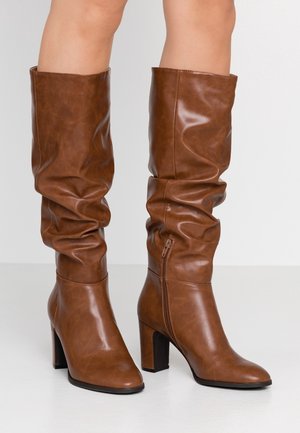 Stivali alti - brown