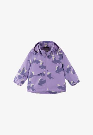 Fioletowa kurtka przeciwdeszczowa z wesołym wzorem ciemnych koni i jasnżółtymi akcentami, kaptur wyłożony siateczką oraz ściągacze na mankietach.