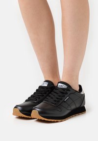 Skechers Sport Matalavartiset tennarit - black
