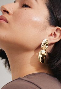 Pilgrim BLOOM EARRINGS - Uhani - gold-coloured