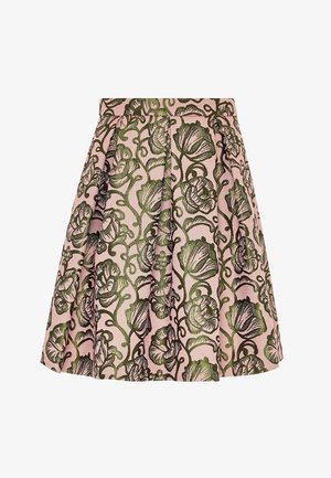 Falda A-line rosa con patrón jacquard de flores y vides verdes, con pliegues y una cinturilla alta.