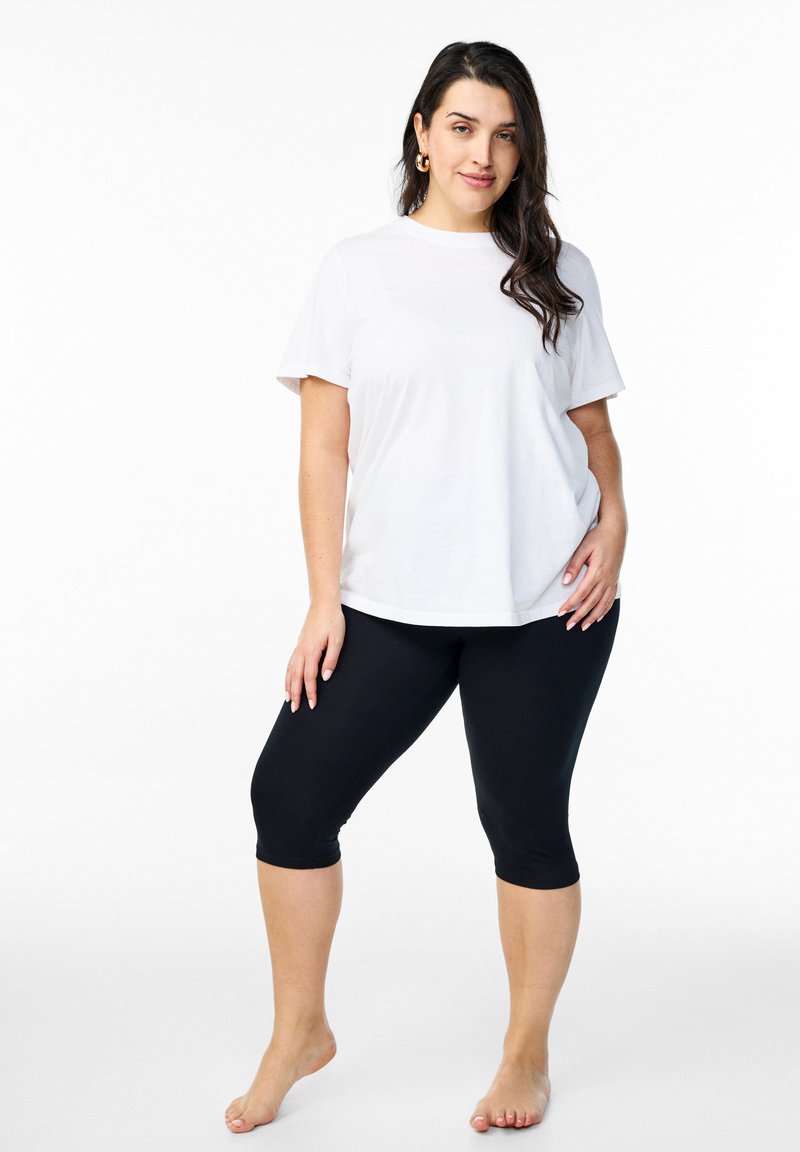 Zizzi MIT 3/4-LÄNGE - Shorts - black