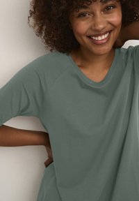 Kaffe BPJANE 1/2 SLEEVE - T-shirt basic - green bay