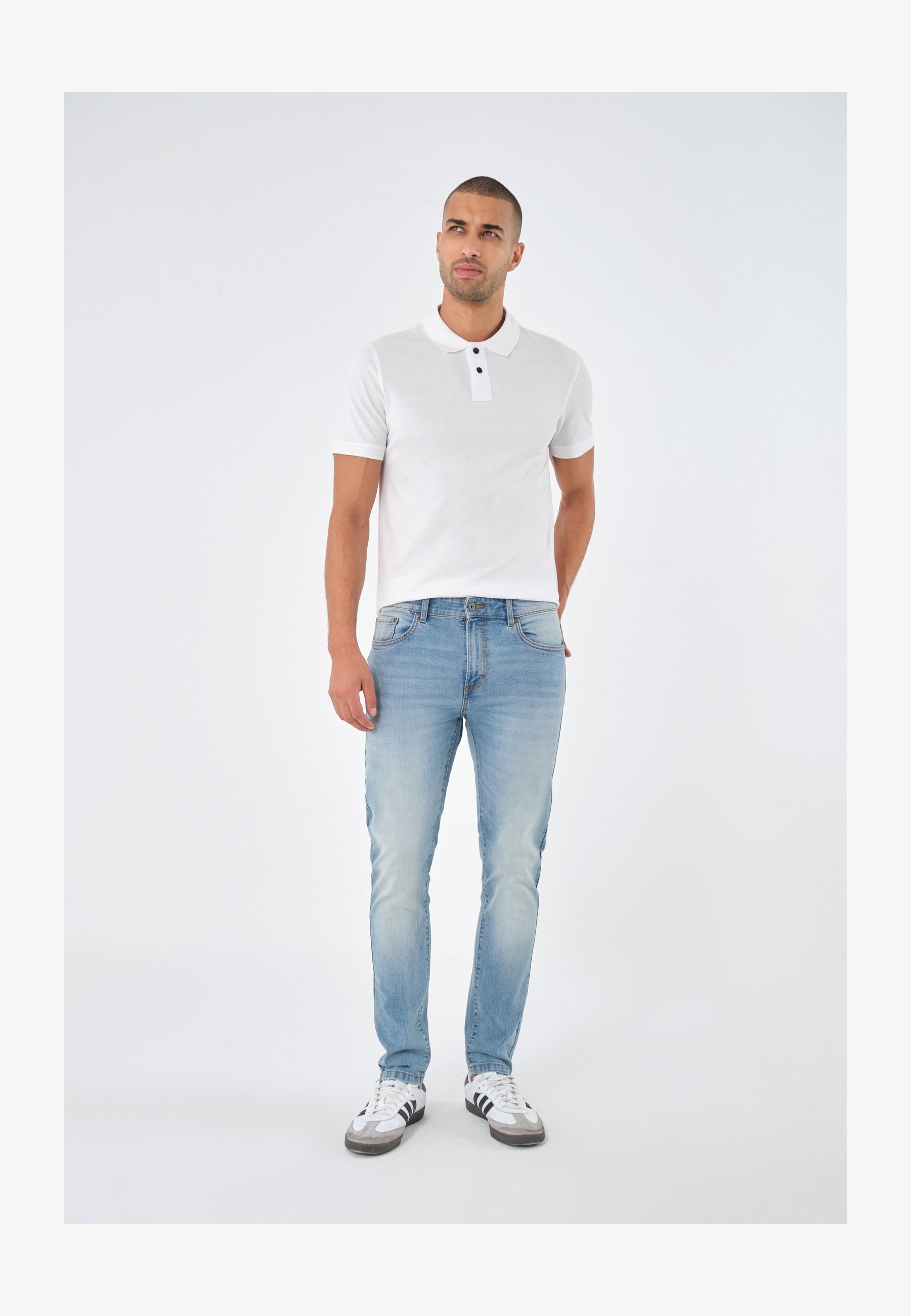 TOM TAILOR Denim Jeans Bryden Tapered Uomo – Vestibilità Comoda E Look Sportivo – Da XS A XXL