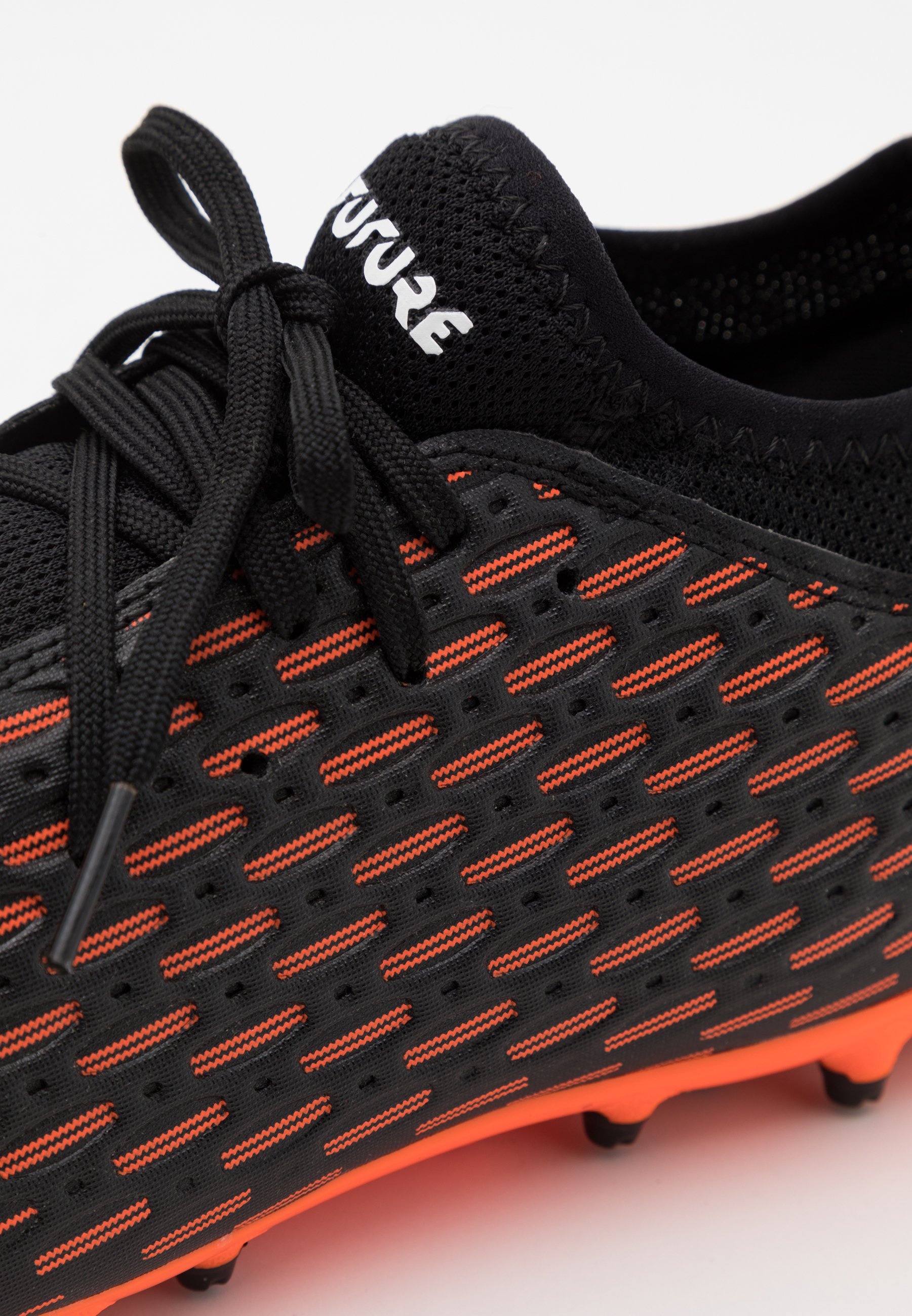Puma FUTURE 6.4 MG - Moulded stud football boots - black/white/shocking  orange/black - Zalando.ie