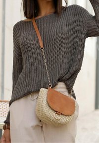 LASCANA Strickpullover - khaki