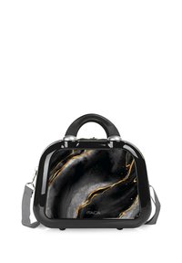 Bolso de mano negro brillante con un frente de patrón mármol que presenta acentos en gris y dorado, asa redondeada en la parte superior y correa de hombro gris desmontable.