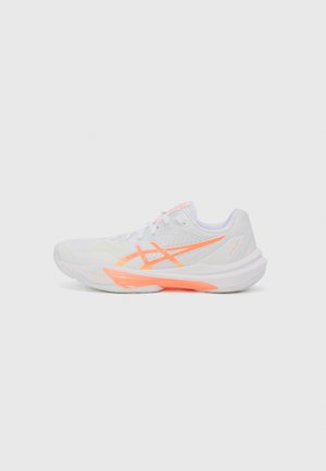 SKY ELITE 3 - Volleyball shoes - white/vivid coral