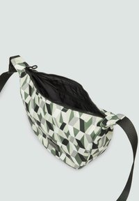 s.Oliver Umhängetasche - karamell