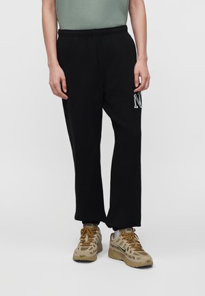 Nike Sportswear, Долнище на анцуг - total black