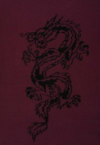 Burgundské pletené tkaniny s černým motivem draka, charakterizované složitými detaily, hladkou texturou a plynulými liniemi.