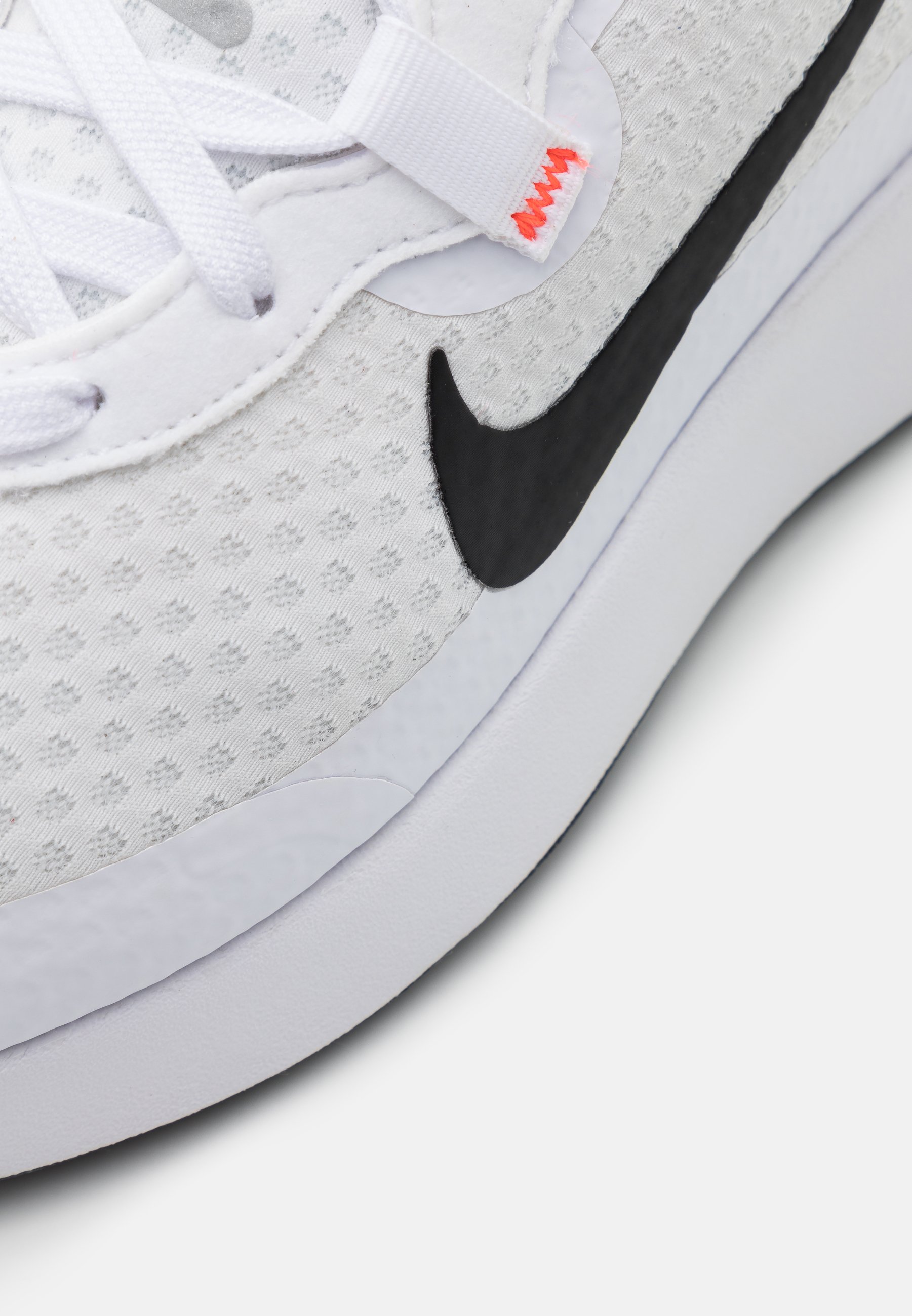 Nike Sportswear REPOSTO - Sneakers laag - white/black/flash crimson/game  royal/light smoke grey/wit - Zalando.nl