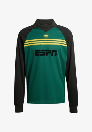 Dugih rukava, zelena i crna majica s V-izrezom, s žutim prugama i logotipom "ESPN" u podebljanom crnom fontu. Izrađena od teksturiranog materijala.