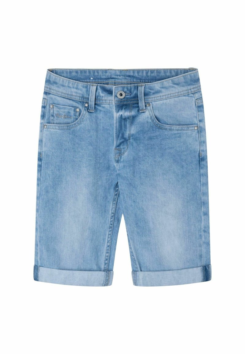 Pantalones cortos de mezclilla azul claro con dobladillos enrollados, que cuentan con cinco bolsillos, un botón en la parte delantera y detalles de costura sutiles.