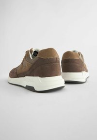 Next REGULAR FIT - Sneaker low - brown