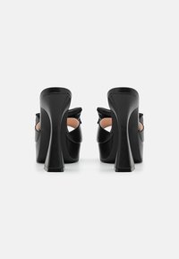 RAID HADIA - Espadrillid - black