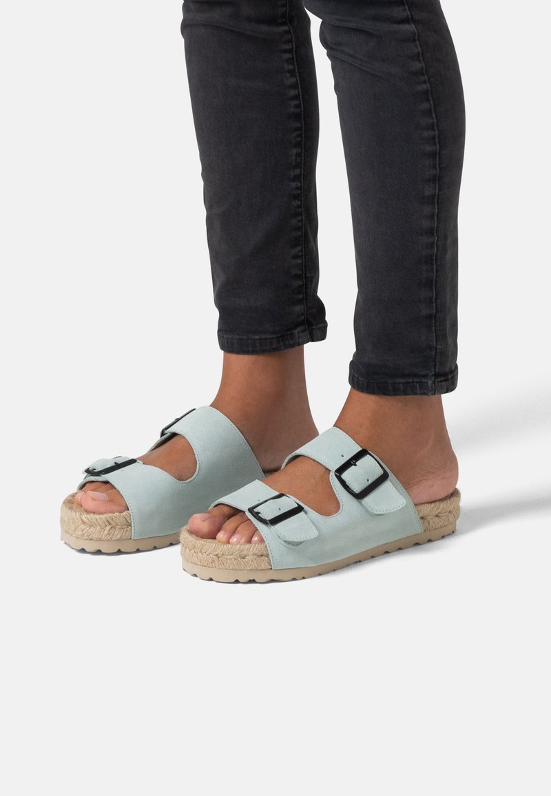 FRED MARTIN COLLECTION NICE - Sandalias planas - formentera suede