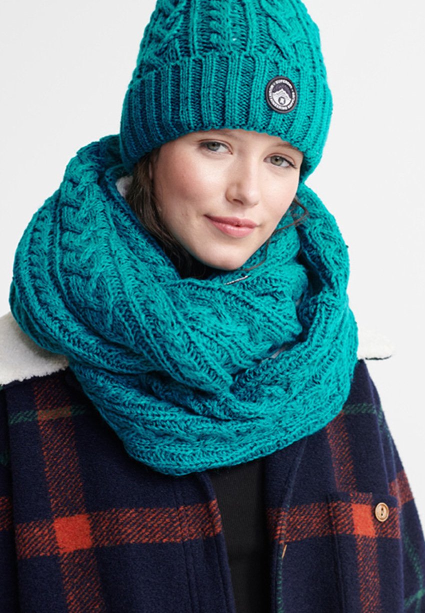 superdry hat and scarf set