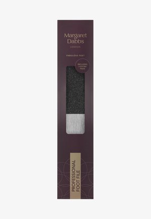 Raschietto professionale per piedi in una elegante scatola. Presenta una superficie abrasiva nera e un manico argento. Include due extra manicotti.