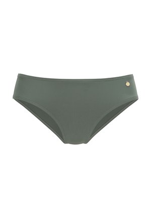 Olivgrüne Bikinihose mit glatter Oberfläche und kleinem rundem goldenen Anhänger an der Oberseite.