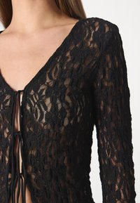 Gina Tricot - Bluzka