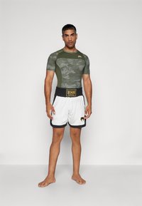 Venum AIR RASHGUARDS - Marškinėliai su spaudiniu - khaki