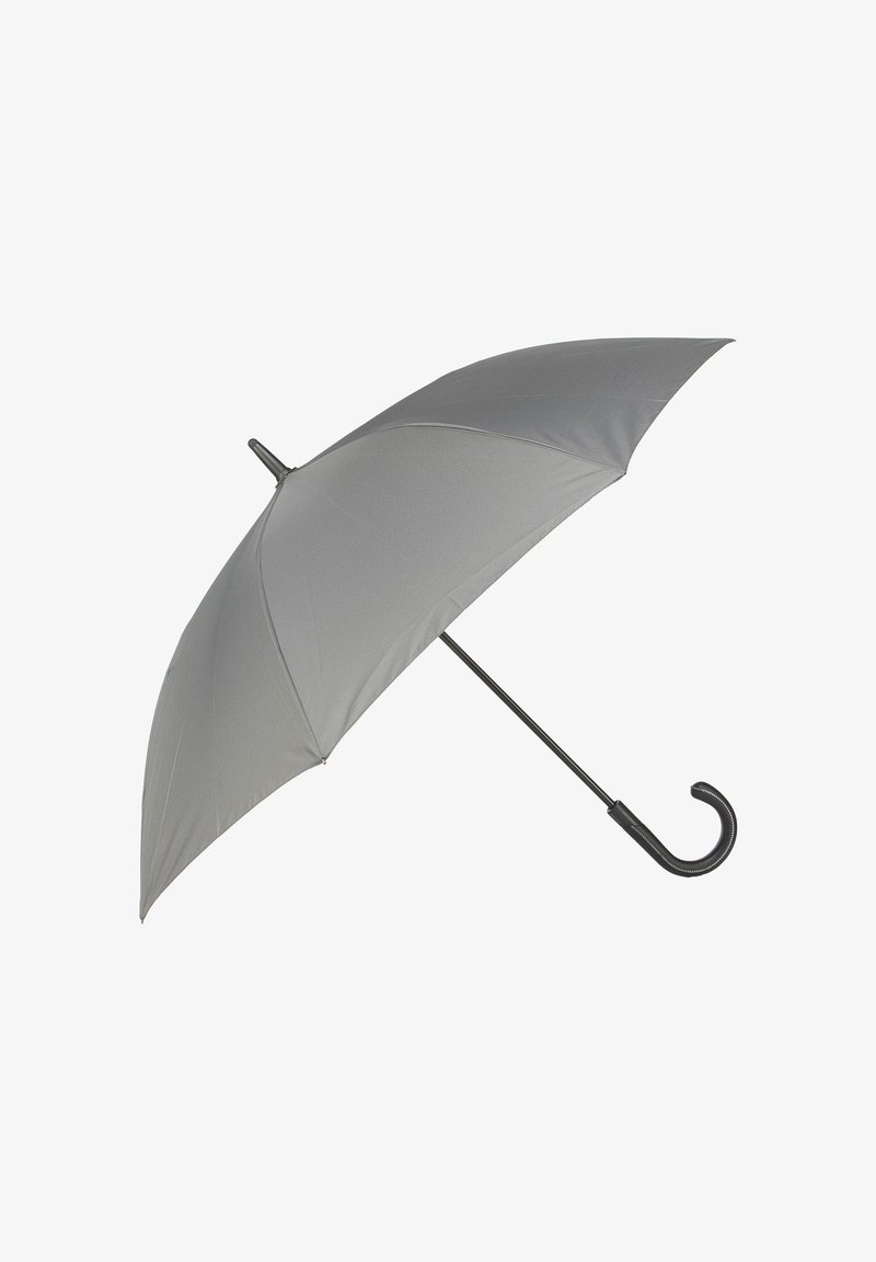 Parapluie gris avec poignée noire incurvée ouvert sur un fond blanc, montrant la totalité de la toile et le manche central.