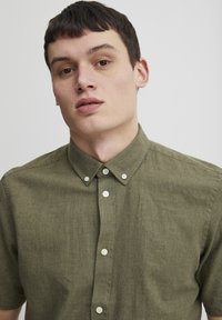 Casual Friday CFANTON  FIL A FIL SHIRT - Overhemd - burnt olive melange