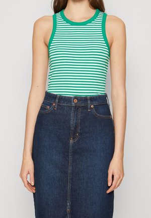 Top - green