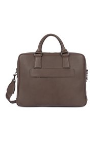 Braune, strukturierte Lederaktentasche mit zwei Griffen, einem abnehmbaren Schultergurt und einem horizontalen Riemen auf der Vorderseite.