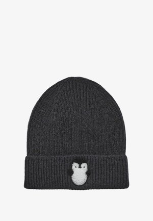 Berretto lavorato a maglia grigio scuro con texture a coste, caratterizzato da un piccolo design ricamato di pinguino sul davanti.