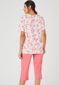 Damart PEIGNÉ SET - Pijama - rouge graphique