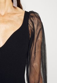 TWINSET Sweter