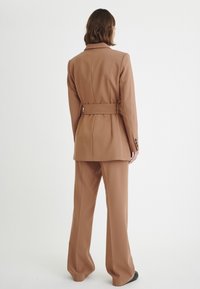 InWear Kort kappa / rock - light brown