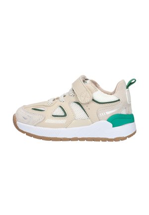 Beige en witte sportsneaker met groene accenten, mesh panelen, vetersluiting, klittenbandsluiting en gumrubberen zool.