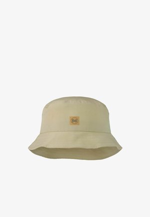 Beige Bucket-Hut mit schmaler, genähter Krempe und kleinem quadratischem Logo-Patch mit der Aufschrift "Buff" vorne in der Mitte.