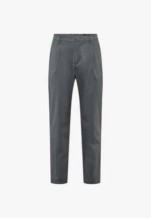 Szare spodnie o dopasowanym kroju z paskiem, z fałdami z przodu i gładką teksturą. Prosty krój nóg z subtelnym wzorem w całej powierzchni.