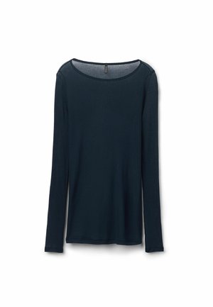 Camiseta de manga larga azul oscuro con un cuello redondo. Presenta una textura acanalada y un corte relajado. Diseño simple y minimalista sin adornos.