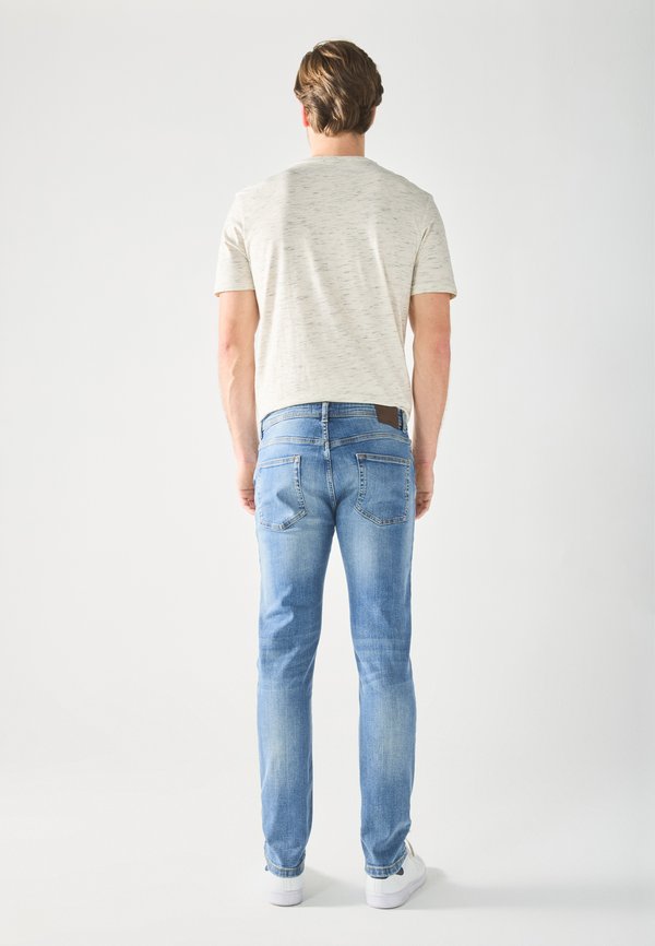 Slim fit jeans - destroyed denim4