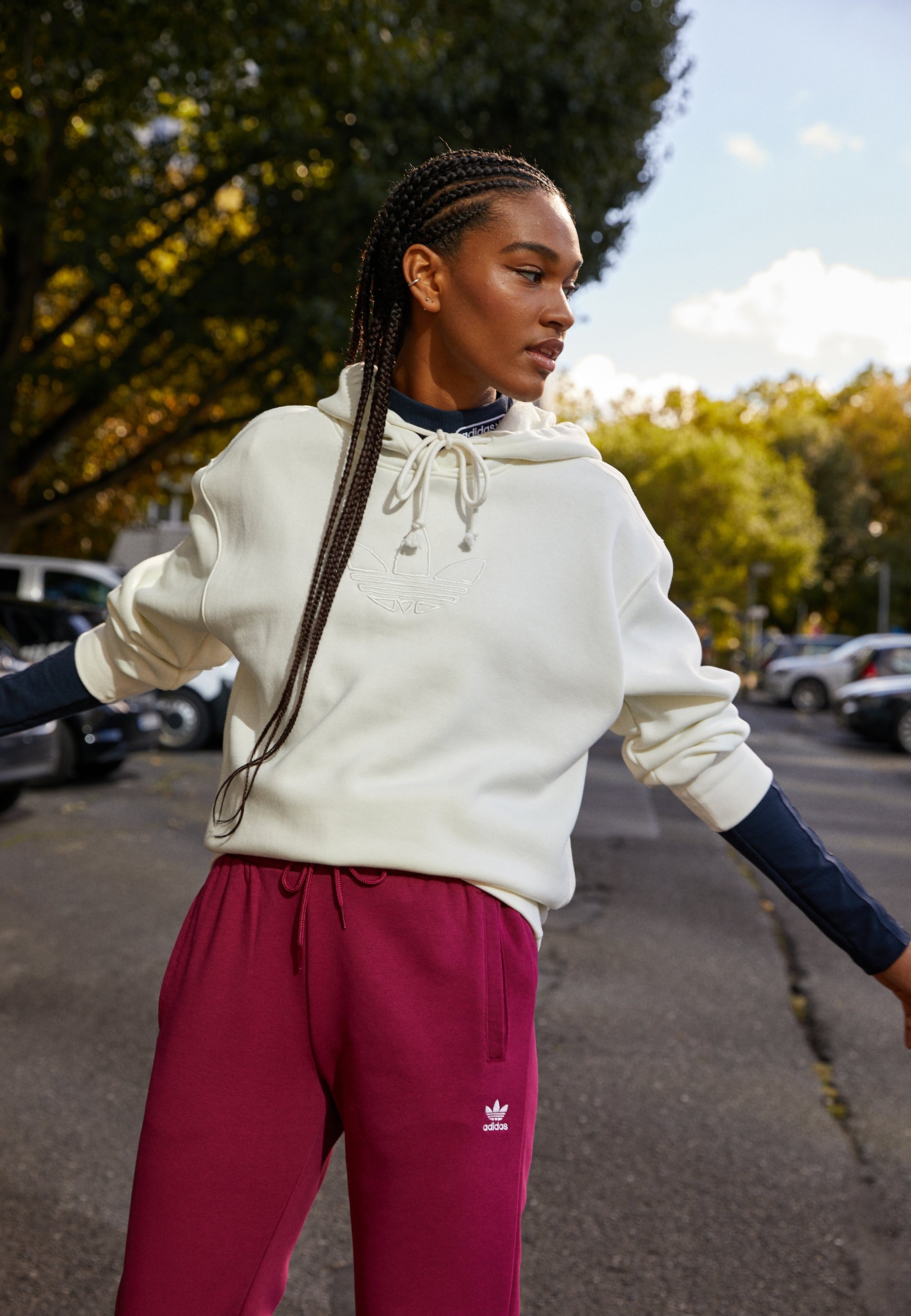 adidas Originals GRAPHIC HOODIE - Sweatshirt - off-white/offwhite