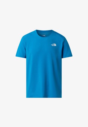 Niebieska koszulka z krótkim rękawem, wykonana z gładkiego materiału, z małym białym logo po lewej stronie na piersi. Klasyczny krój z okrągłym dekoltem.