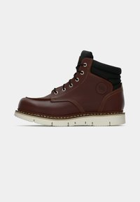 KREUTNER - Pantofi drumeție - century/black