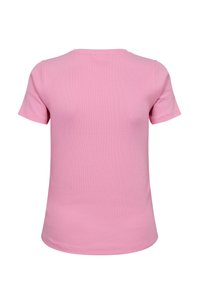 Tricou roz cu mânecă scurtă, confecționat dintr-un material ribat, cu un gât rotund clasic și o siluetă ajustată.